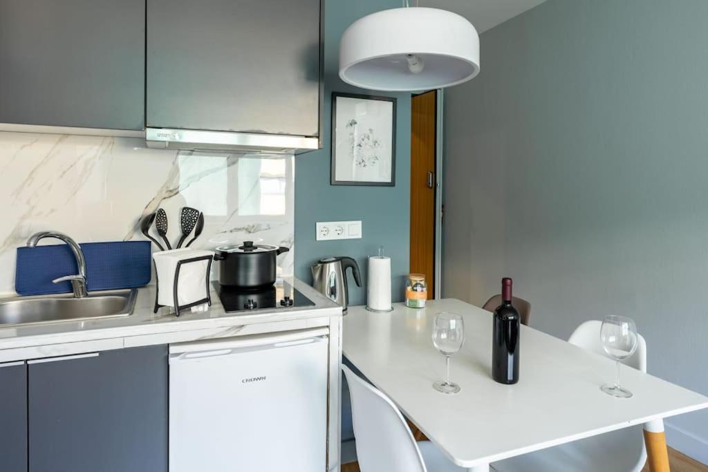 Cozy, Luminous And Comfy 5 Min Walk To Acropolis Apartamento Atenas Exterior foto